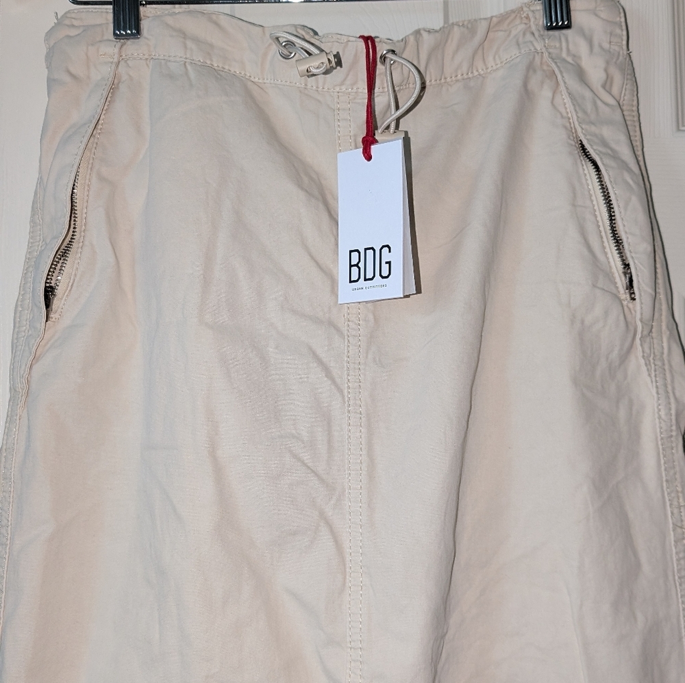 Urban Outfitters Toggle Skirt NWT SZ SM.